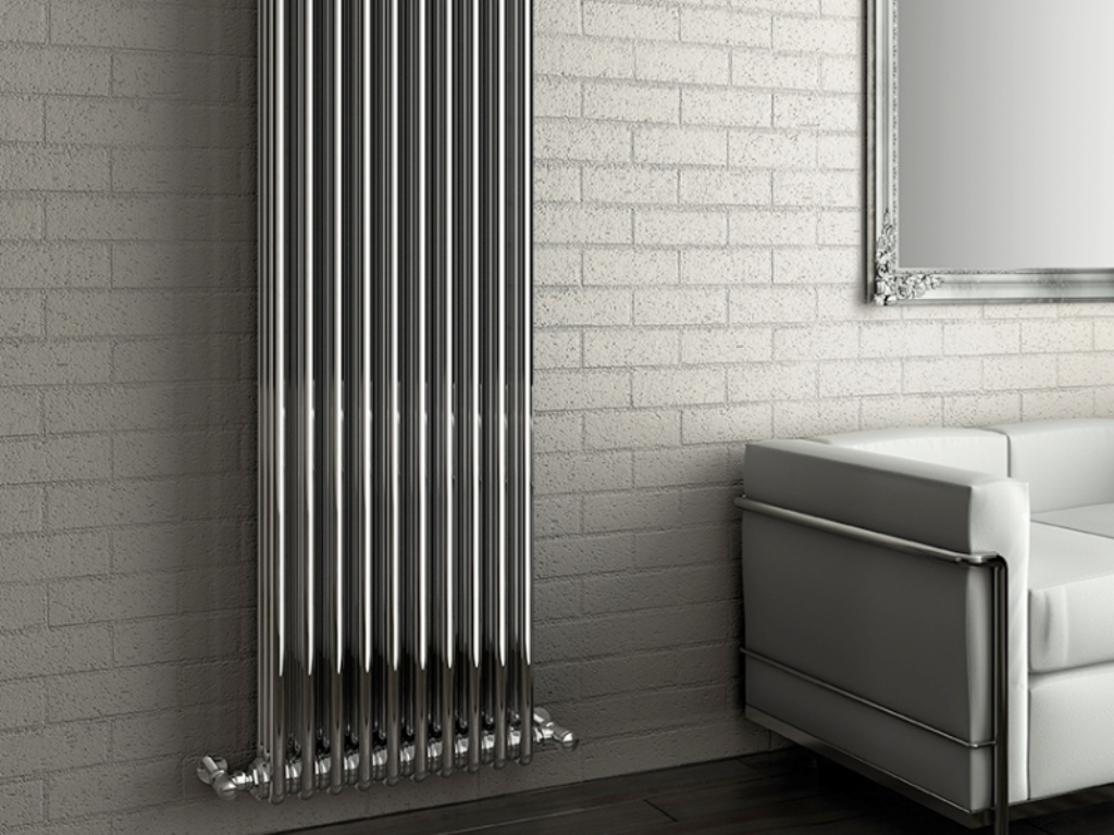 Radiateurs de chauffage verticaux: caractéristiques de conception et d'installation, photos avec options de conception