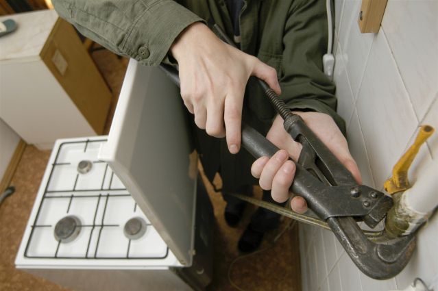 Est-il possible de se réchauffer avec une cuisinière à gaz: normes et exigences + dangers potentiels lors de la lecture d'une interdiction