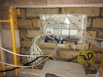 Lampe d'entrée avec détecteur de mouvement : TOP 10 des modèles populaires et conseils pour choisir