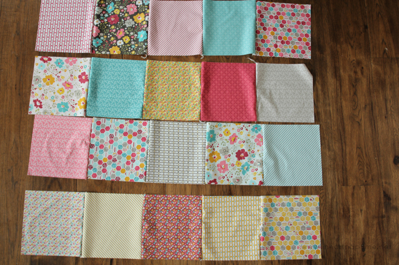 7 façons de plier soigneusement le couvre-lit hors du lit la nuit