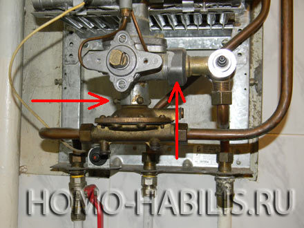 Le geyser s'allume et s'éteint: pourquoi la colonne s'éteint-elle pendant le fonctionnement et comment y remédier