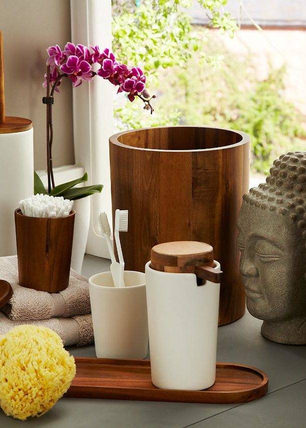 5 matériaux que vous ne devriez pas utiliser dans votre salle de bain