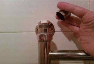 Le sèche-serviettes ne chauffe pas : toutes les causes et solutions au problème