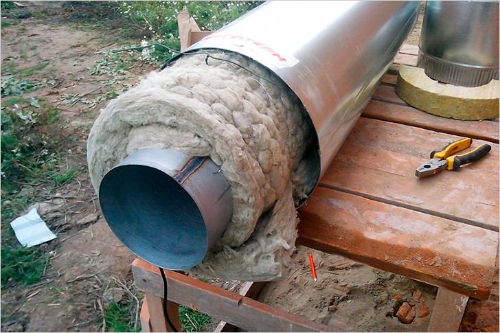 Que faire s'il y a du condensat dans une chaudière à gaz: méthodes pour empêcher la formation de «rosée» dans la cheminée