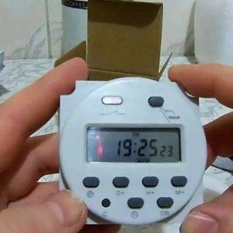 Interrupteur avec minuterie d'arrêt : comment cela fonctionne et quel type est-il préférable de choisir