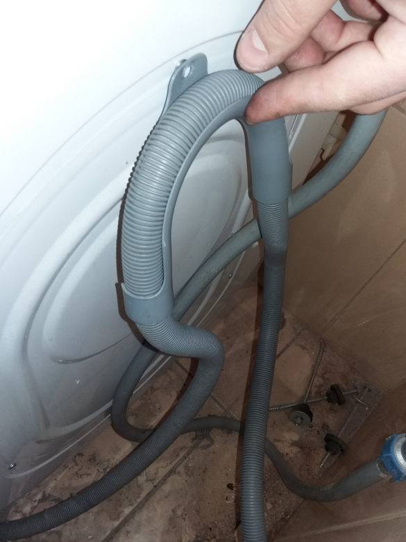 Comment installer correctement un tuyau de vidange de machine à laver