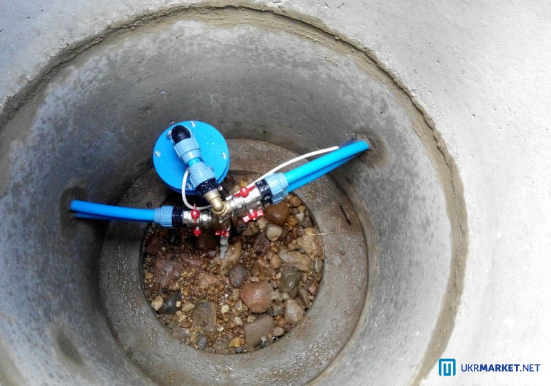 Bien faire soi-même sans équipement: comment aménager indépendamment une source d'eau