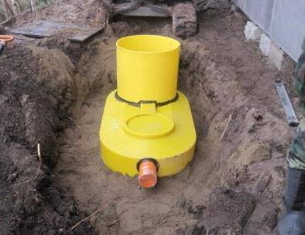 Fosses septiques "Triton": principe de fonctionnement, gamme de modèles + avantages et inconvénients