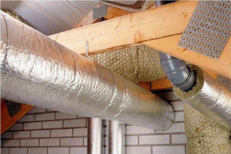 Isolation d'une cheminée à gaz : options d'isolation thermique et technologie d'isolation de cheminée