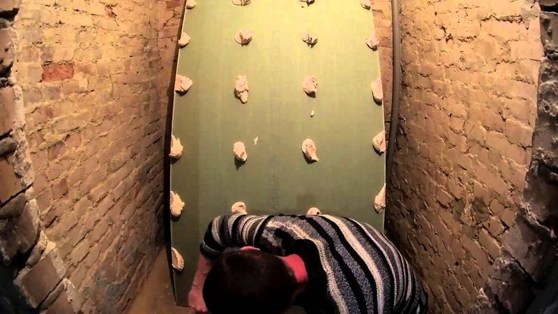 Un moyen facile d'effectuer rapidement des réparations dans un appartement aux murs inégaux