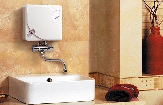 Chauffe-eau électrique instantané pour douche : types, conseils pour choisir et aperçu des meilleurs fabricants