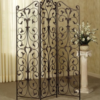 Écran de tuyau en plastique: types de cloisons + instructions étape par étape pour la fabrication