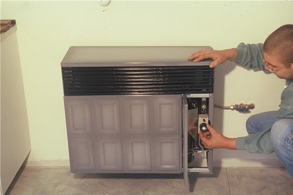 Installation à faire soi-même d'un convecteur à gaz: comment installer et connecter correctement l'appareil de chauffage