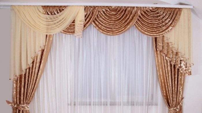 Comment accrocher des fenêtres avec du tulle sans corniches