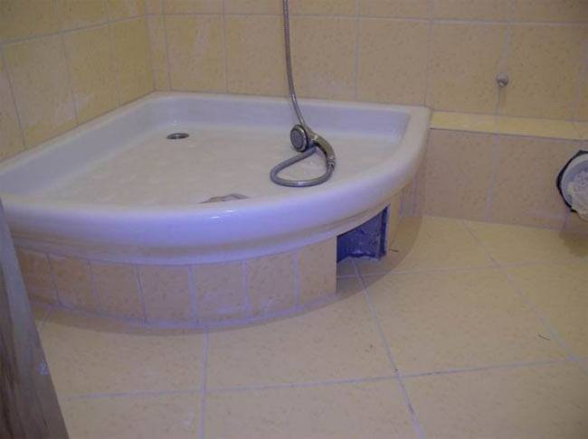 Comment choisir et installer un receveur de douche plat ?