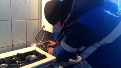 Comment éteindre soi-même la cuisinière à gaz en respectant les consignes de sécurité