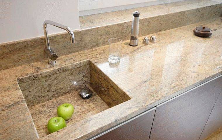 Évier en céramique pour la cuisine: types, aperçu des fabricants + que rechercher lors du choix