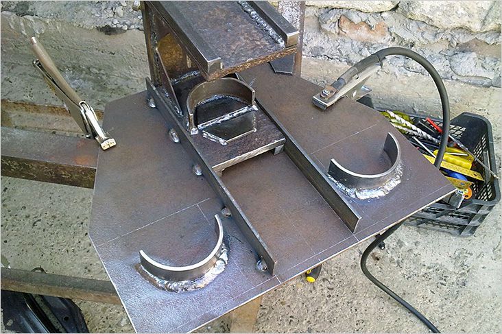 Nous fabriquons une cintreuse de profilés de nos propres mains - options de fabrication d'une machine avec dessins, photos et vidéos