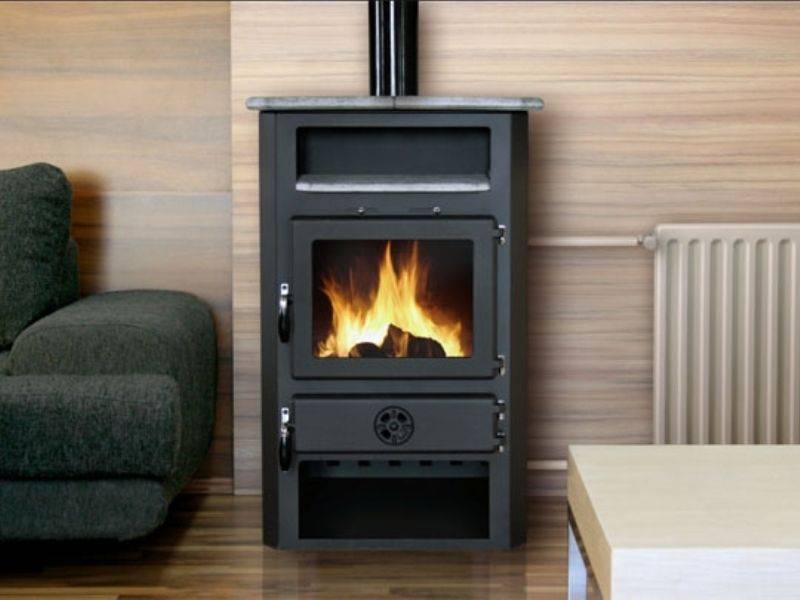 Chauffage au poêle avec un circuit d'eau pour une maison particulière - dispositions générales