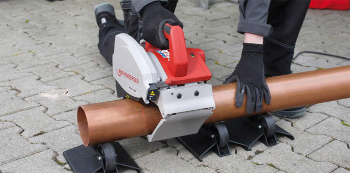 Coupe-tube pour tubes en acier: types, conseils pour choisir un modèle et les nuances d'un fonctionnement compétent