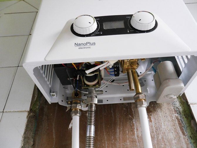 Geysers ariston: dysfonctionnements et méthodes pour leur élimination, instructions et avis des clients