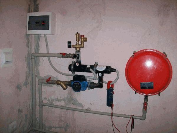 Vue d'ensemble de la chaudière électrique "Scorpion"