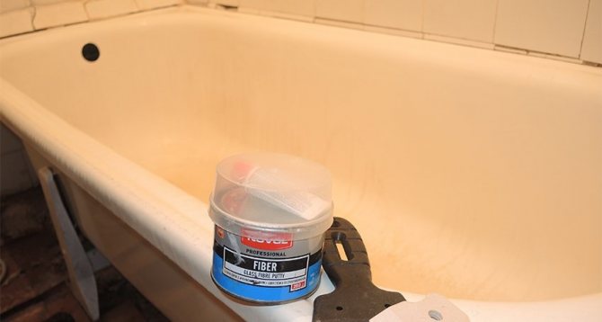 Réparation de baignoire en fonte à faire soi-même: dommages courants et leur élimination