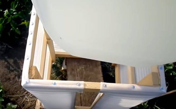 Placard sec à faire soi-même pour les chalets d'été: un guide étape par étape pour construire un placard sec en tourbe