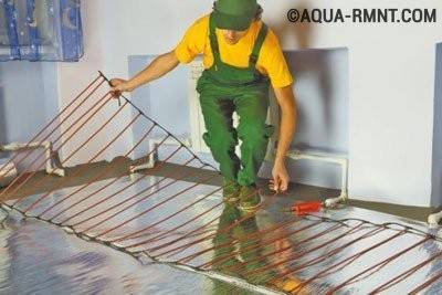 Plancher chauffant au carbone : aperçu général du système + technologie pour son installation et son raccordement