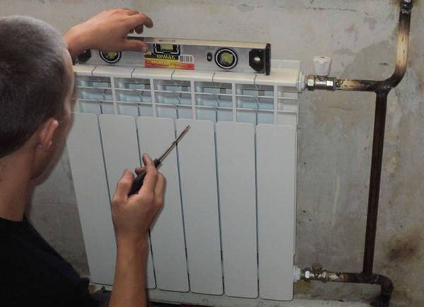 Un choix pour tous les goûts et tous les budgets : schémas pour le raccordement le plus efficace des radiateurs de chauffage