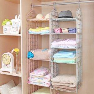 5 secrets du rangement compact et pratique des choses dans le placard