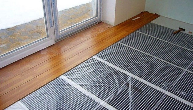 Quel chauffage au sol est le meilleur pour les carreaux : le pour et le contre des différentes solutions + un aperçu des meilleurs fabricants