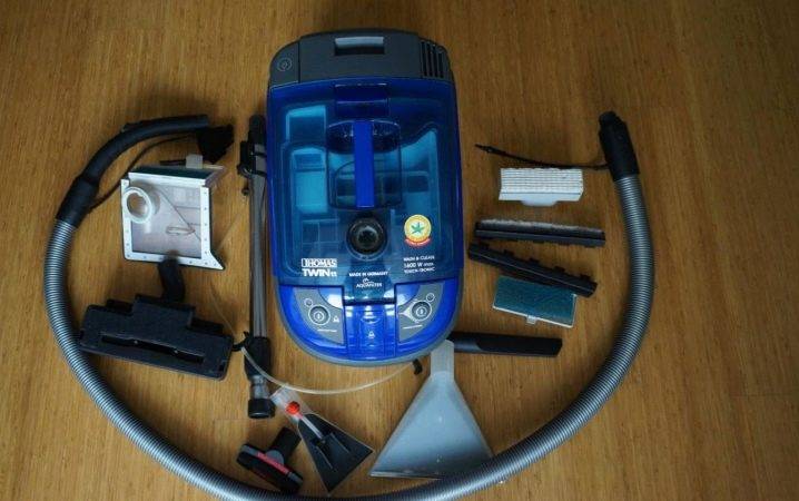 Examen de l'aspirateur de lavage Tomas Twin Panther: un break de la série économique