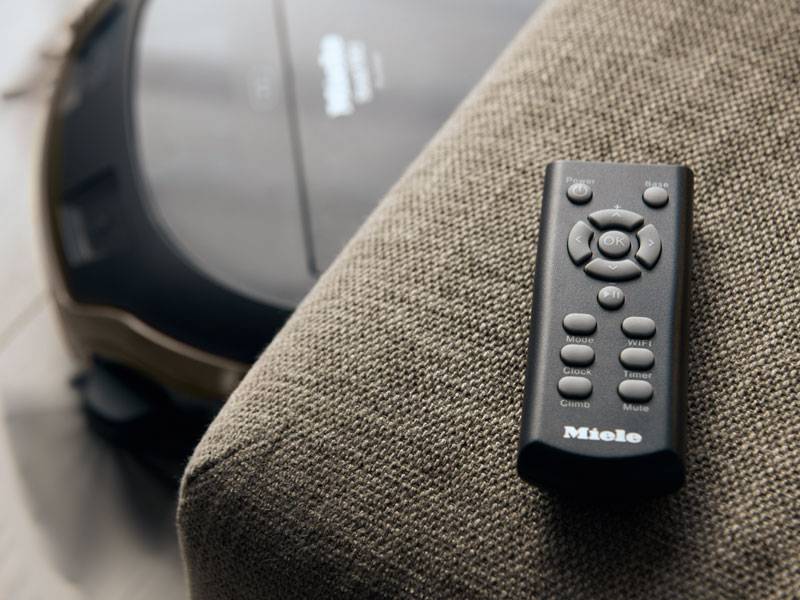 Vaut-il la peine d'acheter un aspirateur robot: les capacités des unités, les opinions et les critiques des propriétaires