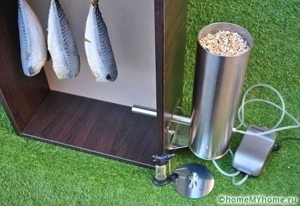 Générateur de fumée à faire soi-même pour un fumoir : options de générateur de fumée et instructions de montage étape par étape