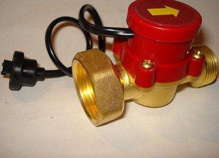 Relais de station de pompage : installation et réglage d'un capteur différentiel de pression d'eau