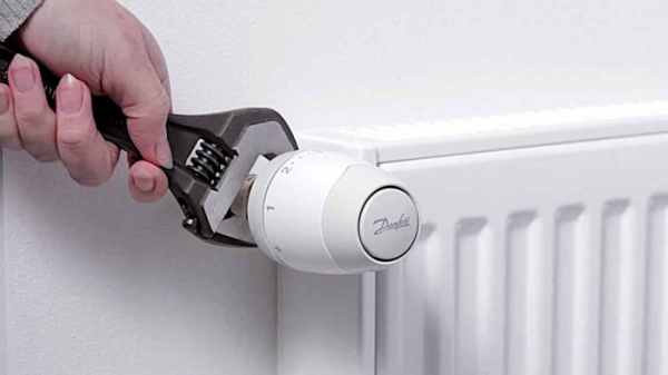 Comment choisir et installer un thermostat sur une batterie de chauffage
