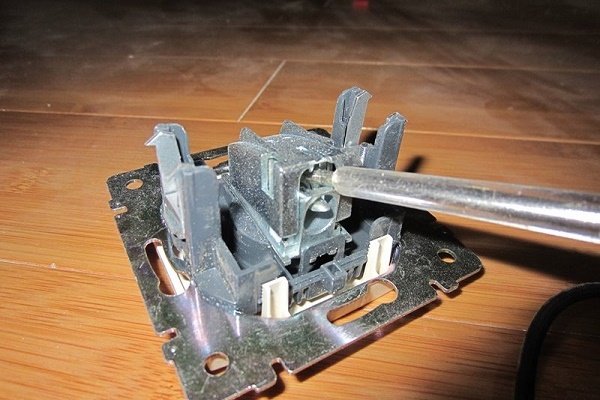 Prise TV : comment installer une prise TV