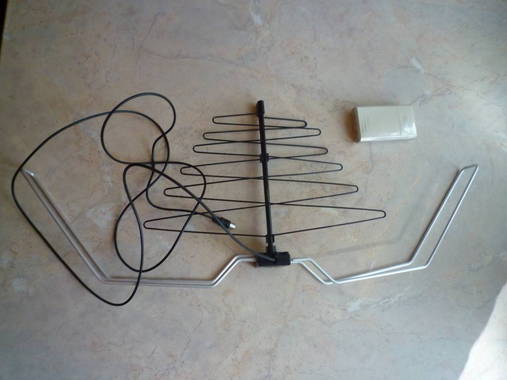 Antenne TV à monter soi-même, simple et rapide