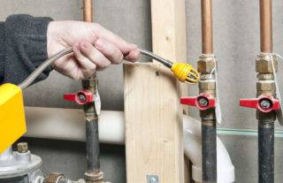 Contrôle du gaz dans l'appartement: comment et combien de fois les inspections des équipements à gaz doivent être effectuées