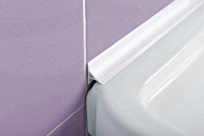 Comment coller une bordure sur une baignoire: nous démontons les options en céramique et en plastique