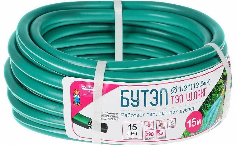 Quel tuyau est le meilleur pour arroser le jardin et durera plus longtemps que les autres ?