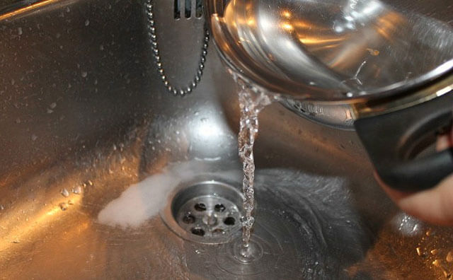 TOP 10 des meilleurs remèdes pour les canalisations bouchées : les meilleurs médicaments du marché + comment choisir le bon