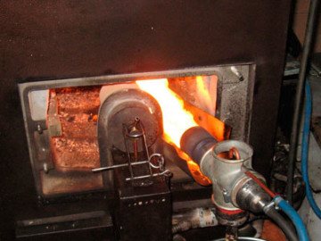 Brûleur à gaz à faire soi-même à partir d'un chalumeau: un manuel de fabrication et d'utilisation