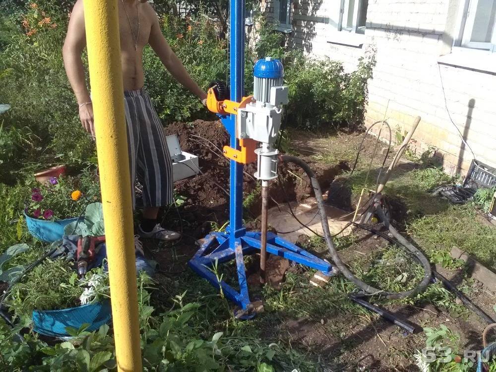 Comment forer un puits de vos propres mains expérience personnelle, principes, vidéo