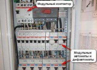 Commutateur de carte : à quoi ça sert, comment le choisir et le brancher correctement