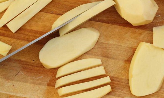 Pourquoi les fourchettes restent sales même avec une bonne ménagère : 3 façons de les laver propres