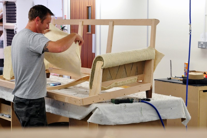 Comment faire un lit de ses propres mains: une sélection d'idées + des instructions maison