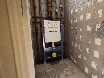 Installation d'angle pour les toilettes: conseils pour choisir et règles d'installation