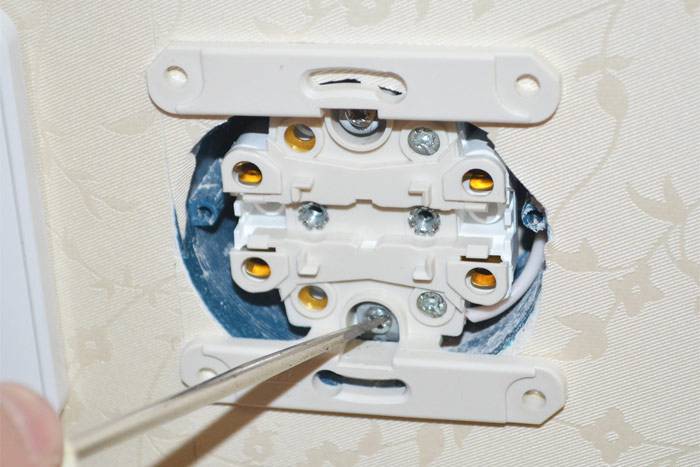 Types de prises et interrupteurs électriques : de quoi s'agit-il et comment choisir le bon